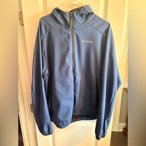 Columbia Men's Performance hooded Jacket in Blue
